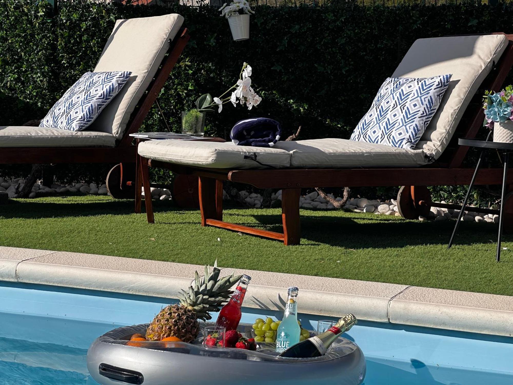 Villa Ivona With Swimming Pool And Jacuzzi Oslje Экстерьер фото